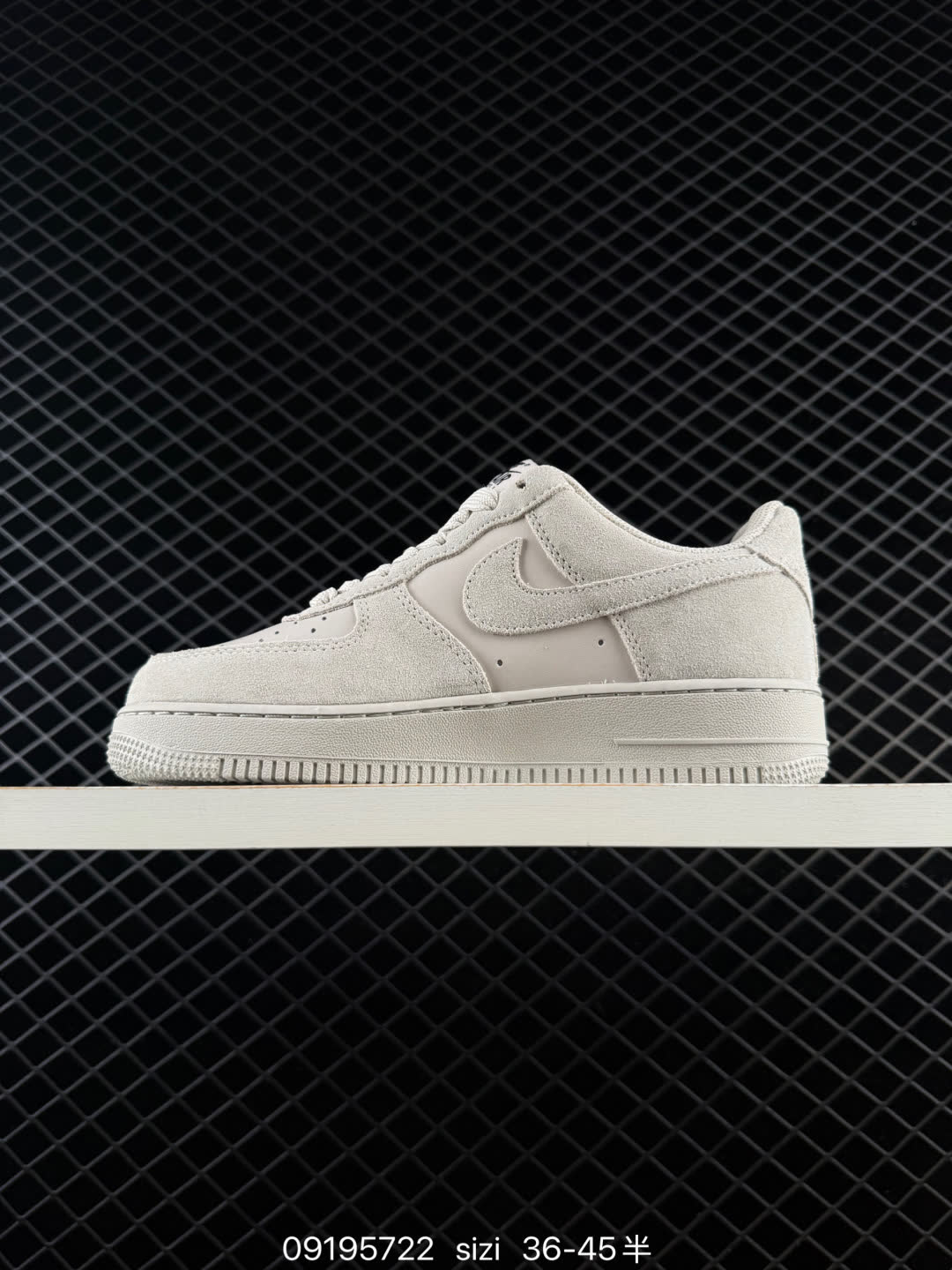 Nike AIR FORCE 1-FJ4146